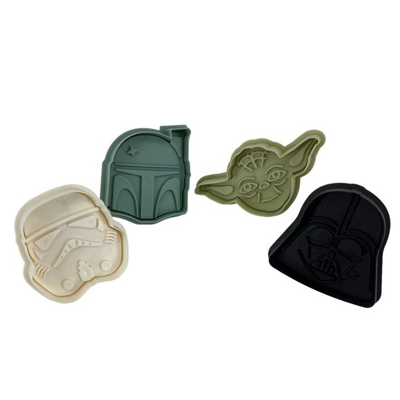 Williams Sonoma Star Wars Cookie Cutter Set of 4 Plastic Spring - Picture 2 of 4